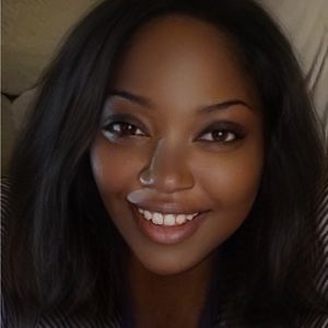 Meet your Posher, Kenzie